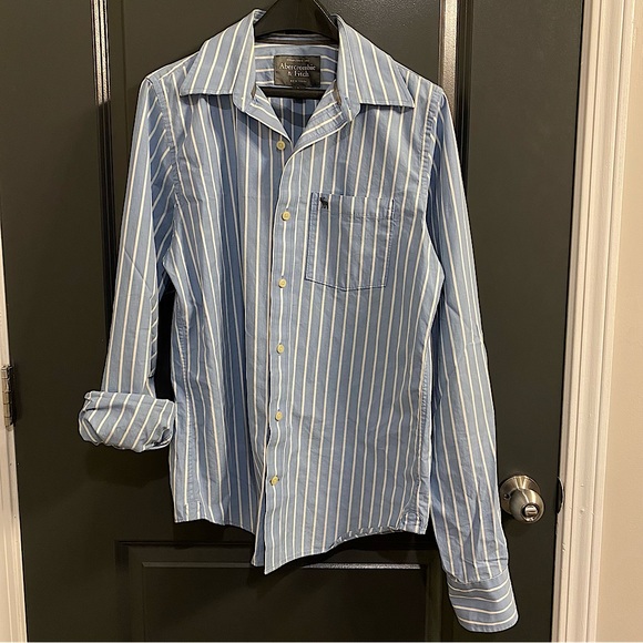 Abercrombie & Fitch Other - Men’s Abercrombie Striped Long Sleeve Button Down | L